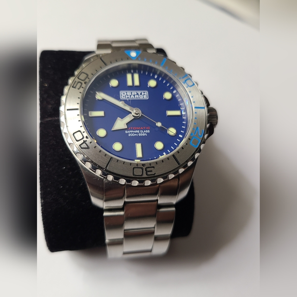 Depth Charge Automatic watch - Picture 3 of 9
